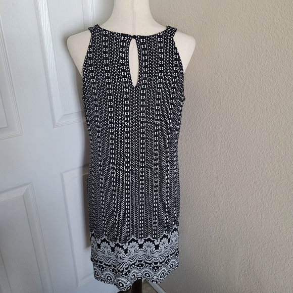 White House Black Market Dress Sleeveless Embroidered Size M - Picture 3 of 13